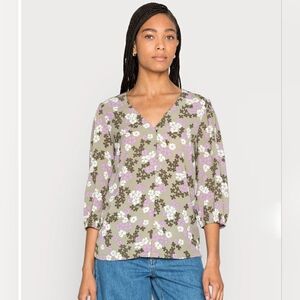 Marks & Spencer Collectons Green Floral Lavender 3/4 Sleeve Blouse 8